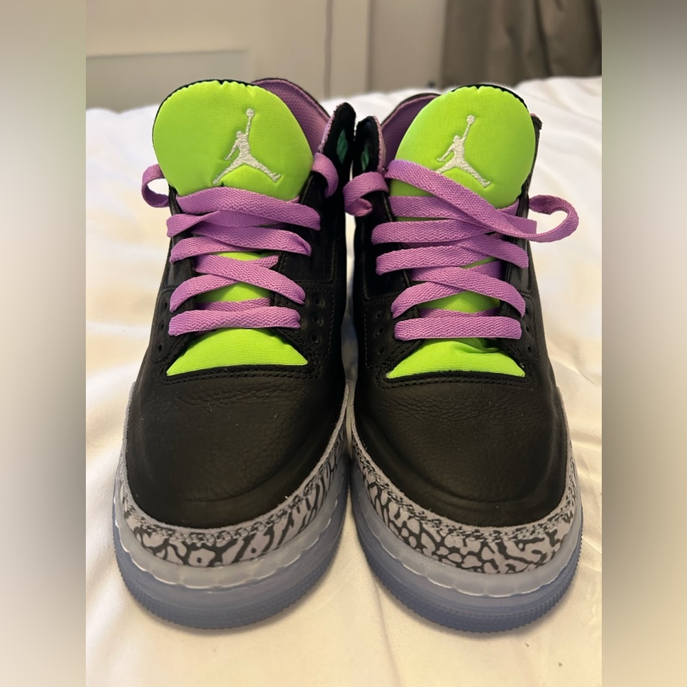 Brand new Jordan 3 sneakers for sale. Size 6.5y (which fits 6.5M and 8W) - Picture 5 of 7